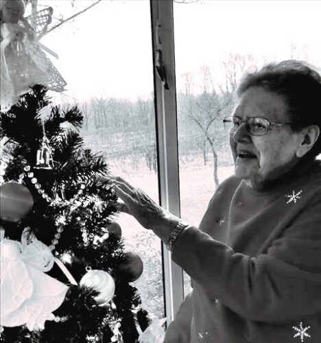 Patricia (Pat) Alberta Everts (Halstead)